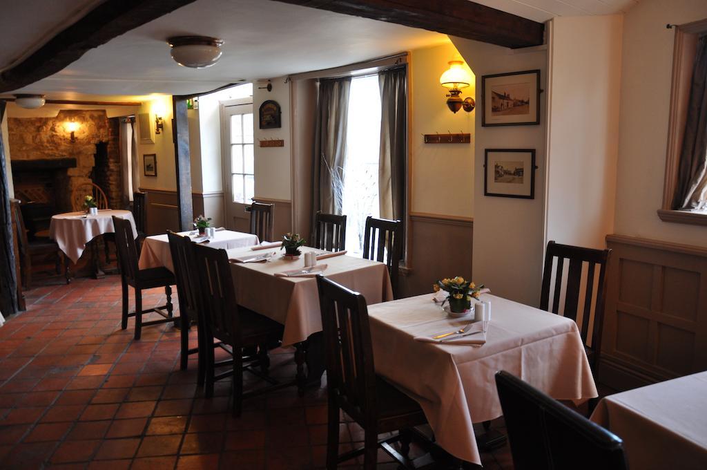 The Crown Inn Benson Экстерьер фото