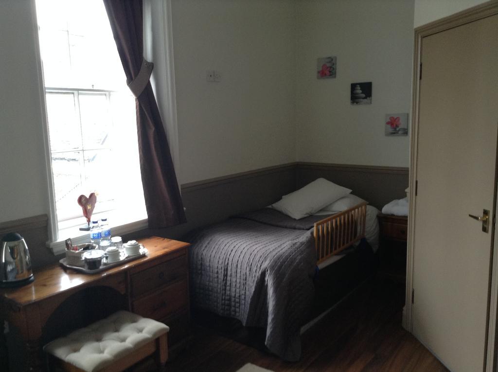 The Crown Inn Benson Экстерьер фото